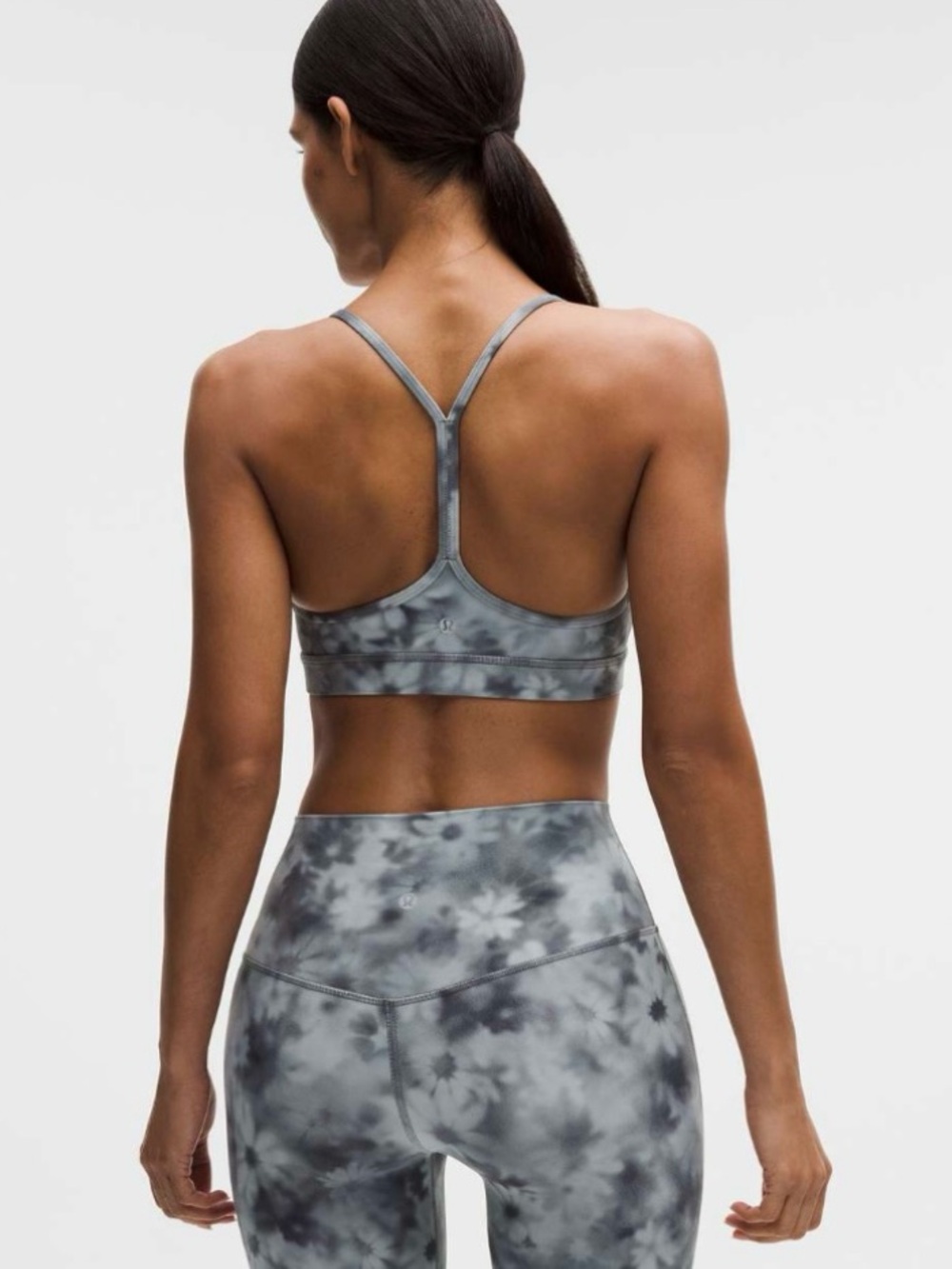NWT Lululemon athletica Flow Y Nulu Bra in Meadow Haze Grey Multi - Picture 5 of 8